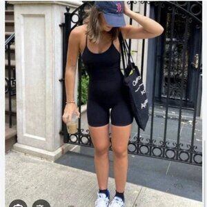 Aritzia TnAction TnaBUTTER Romper Black Size XS